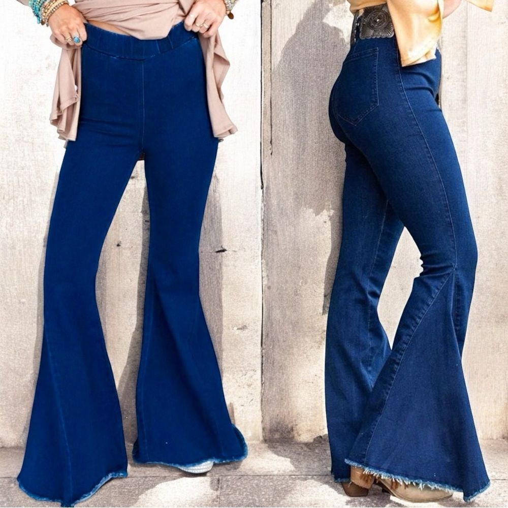 Mid Wash Pull-On Bell Bottom Flare Jeans | Stretch Boutique Denim | NWT